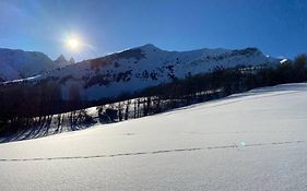 Logement 4/6 personnes à la montagne avec piscine